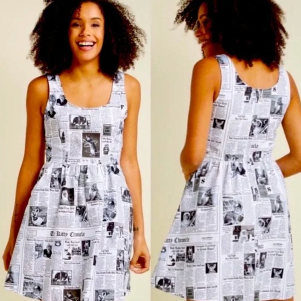 Retrolicious Cat Newspaper dress size Large